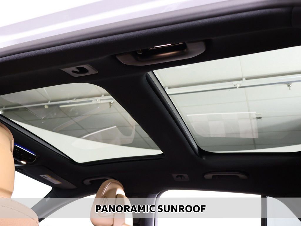 Used 2025 Mercedes-Benz E 450 4MATIC All-Terrain Wagon image 4