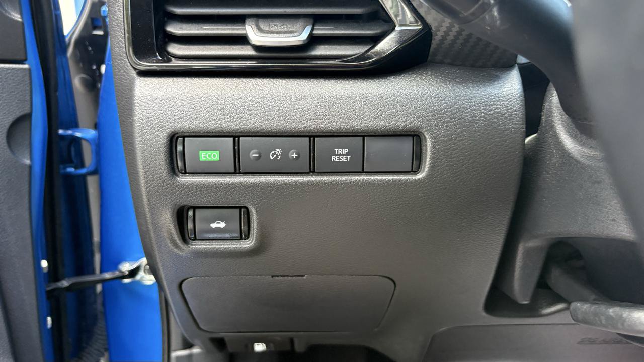 Used 2024 Nissan Sentra SV w/ All-Weather Package FWD image 24