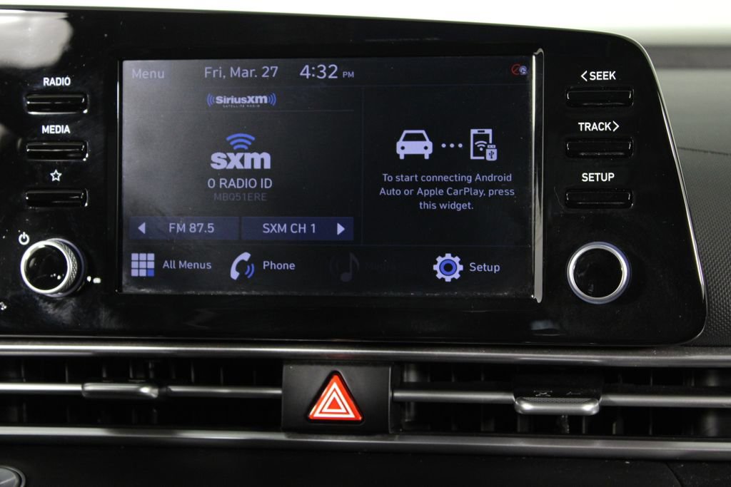 Certified 2022 Hyundai Elantra SEL w/ Convenience Package FWD image 9
