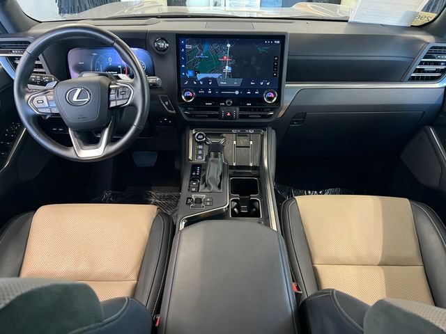 Used 2025 Lexus GX 550 w/ Accessory Package (32) AWD/4WD image 45