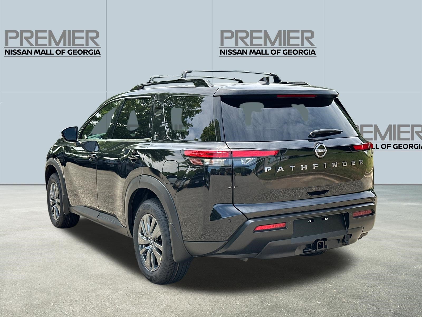 New 2026 Nissan Pathfinder SV w/ SV Premium Package FWD image 6