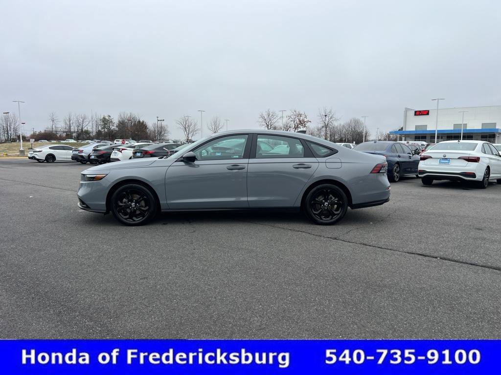 Used 2025 Honda Accord SE image 4