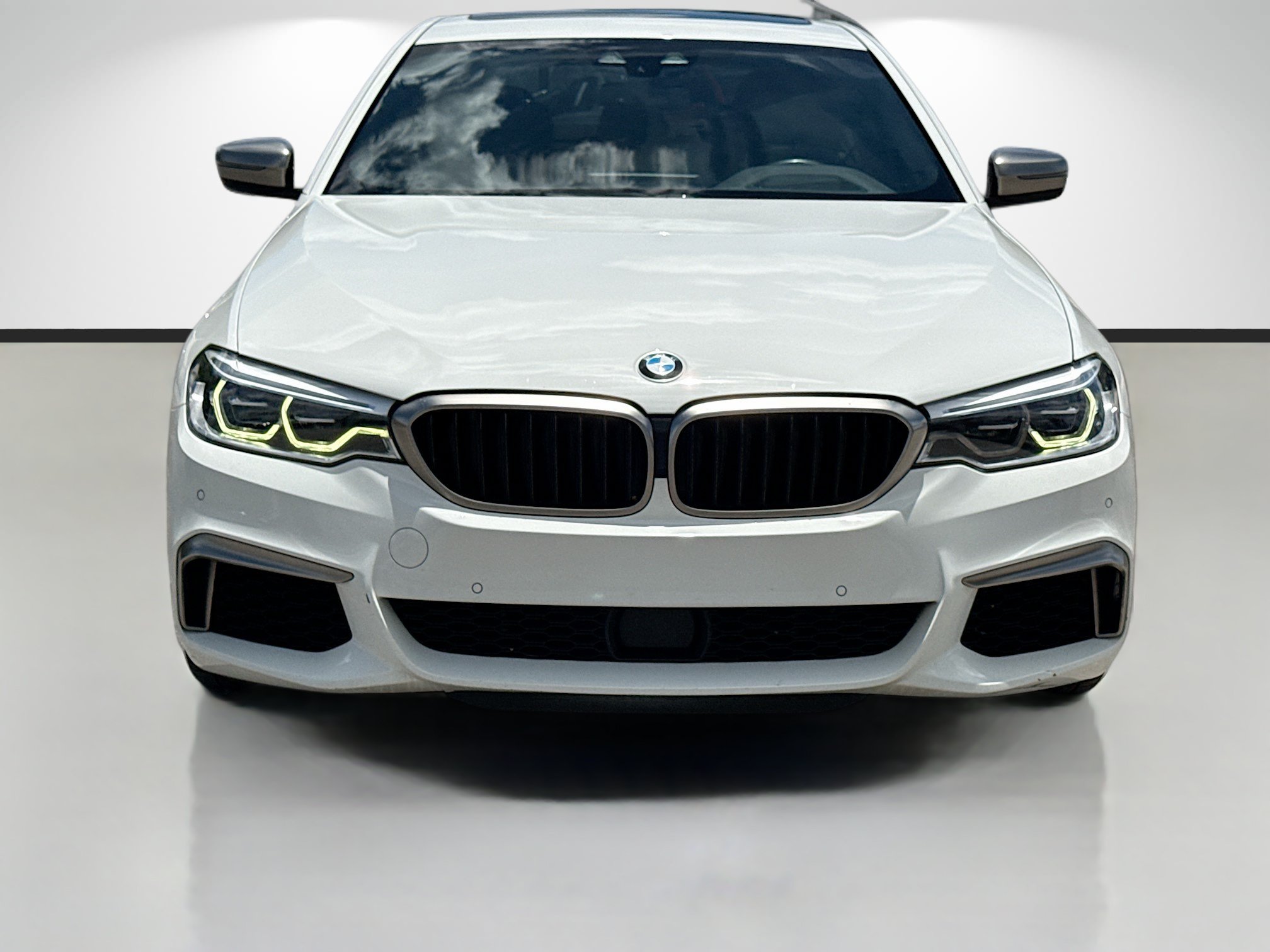 Used 2019 BMW M550i xDrive AWD/4WD image 8