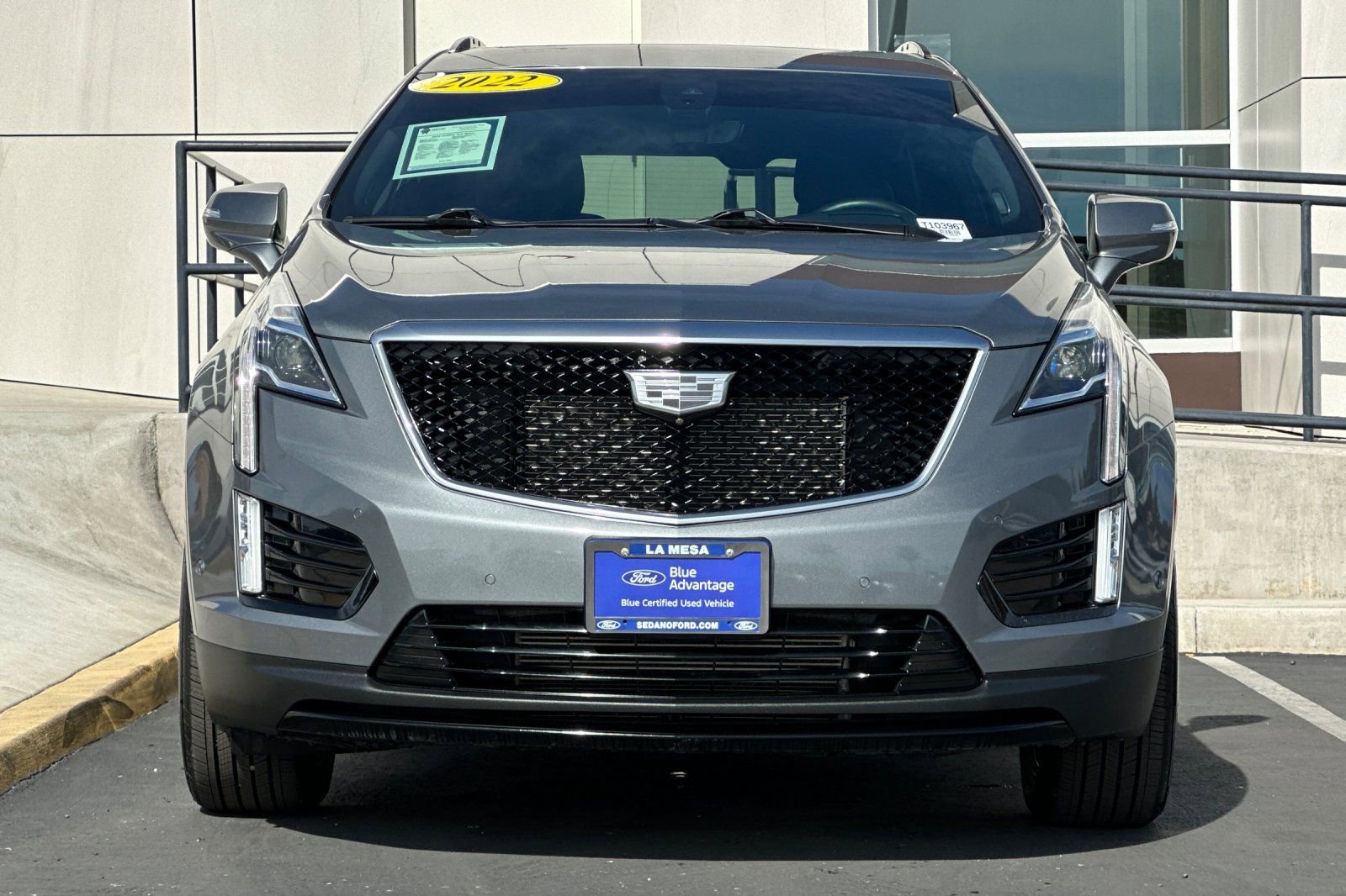 Used 2022 Cadillac XT5 Sportv w/ LPO, ONYX Package image 8