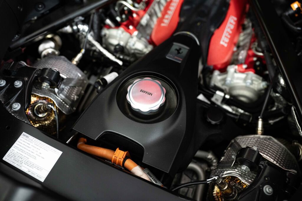 Used 2023 Ferrari SF90 Stradale image 27