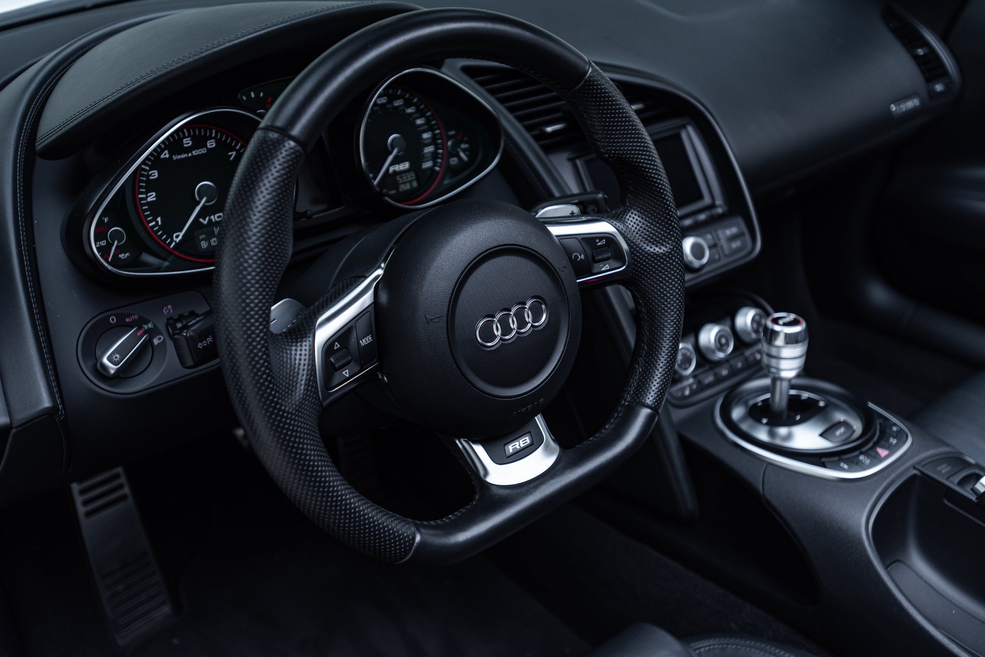Used 2012 Audi R8 V10 AWD/4WD image 30