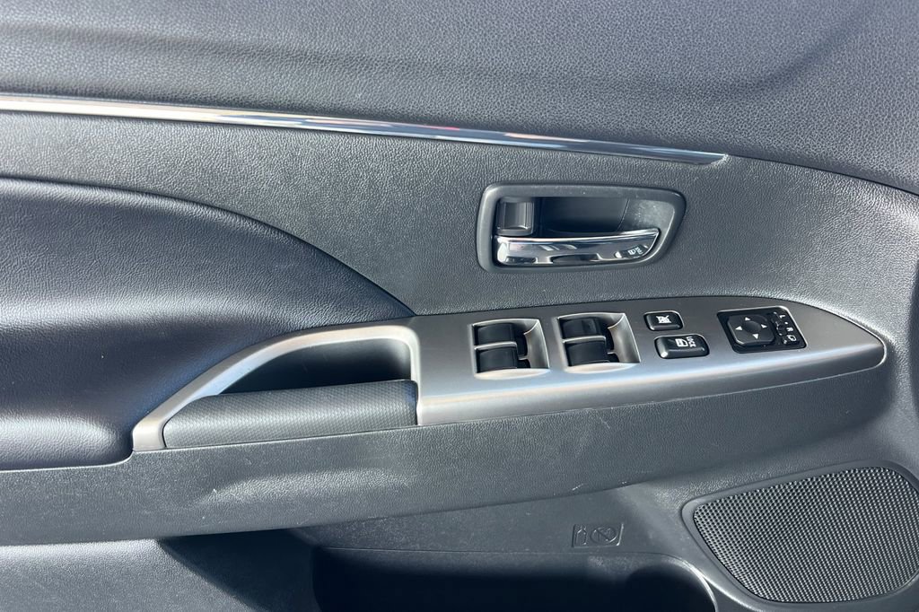 Used 2024 Mitsubishi Outlander Sport AWD image 17