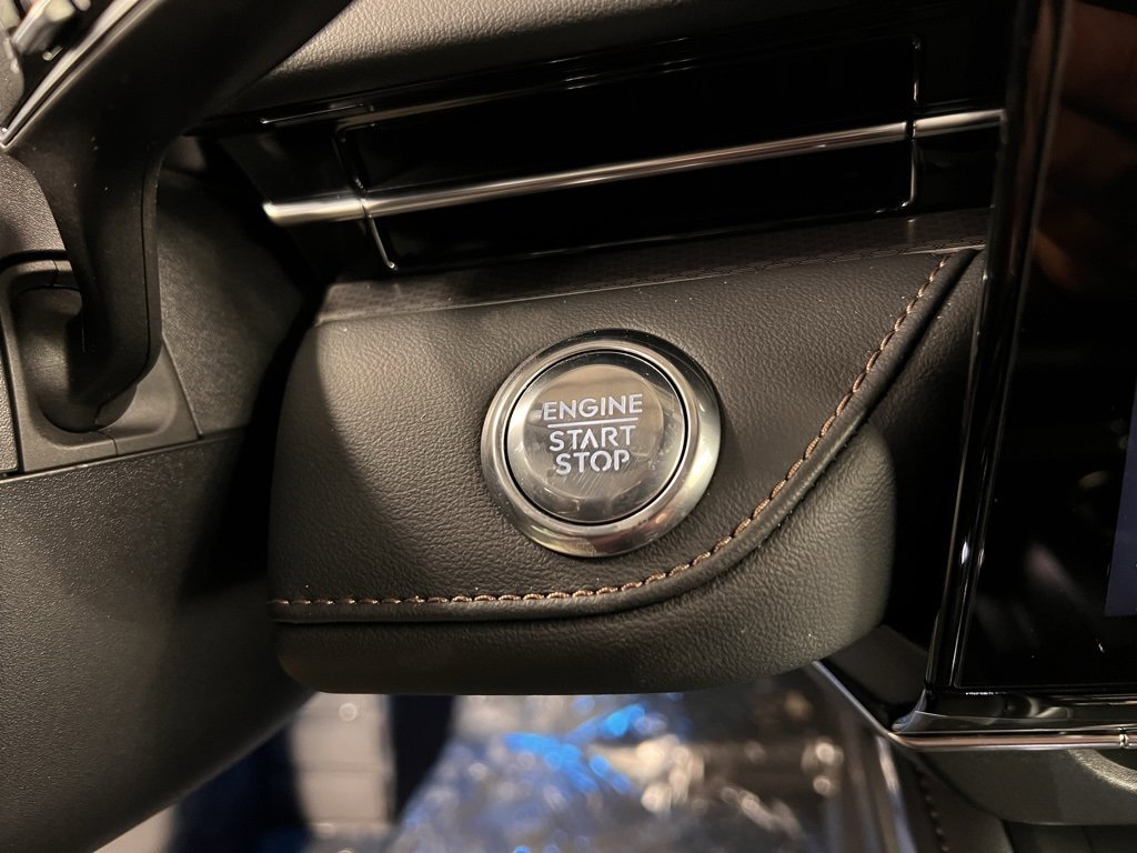 Used 2026 Lincoln Nautilus Premier w/ Equipment Group 102A image 19