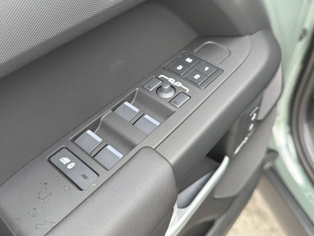 New 2026 Land Rover Defender 110 Trophy Edition AWD/4WD image 20