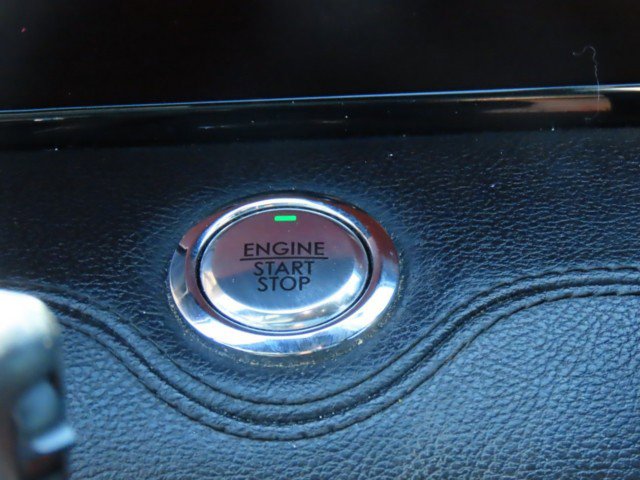 Used 2019 Lincoln Navigator Select image 29