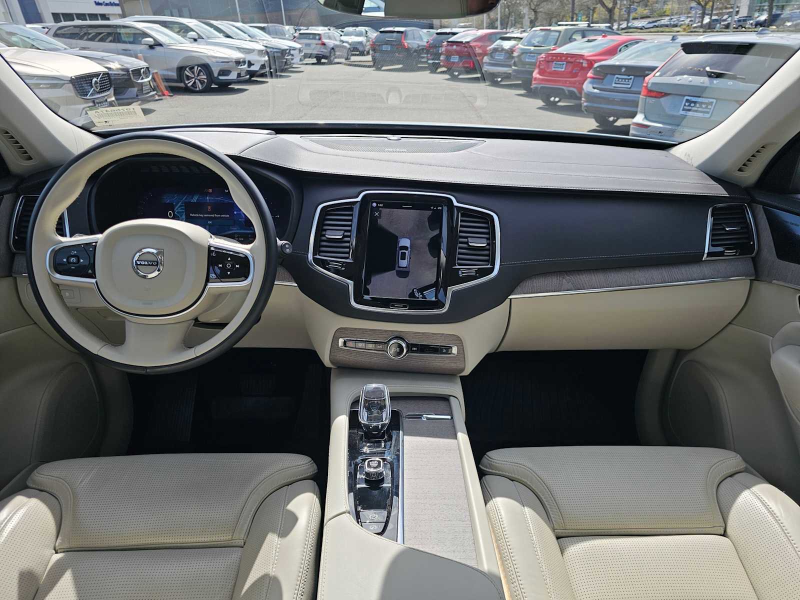 Used 2023 Volvo XC90 T8 Ultimate w/ Protection Package Premier image 19