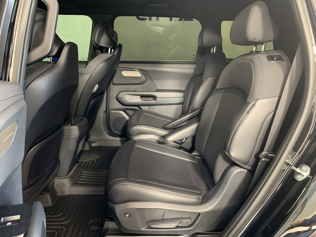 Used 2027 Kia Telluride S w/ Towing Package FWD image 33