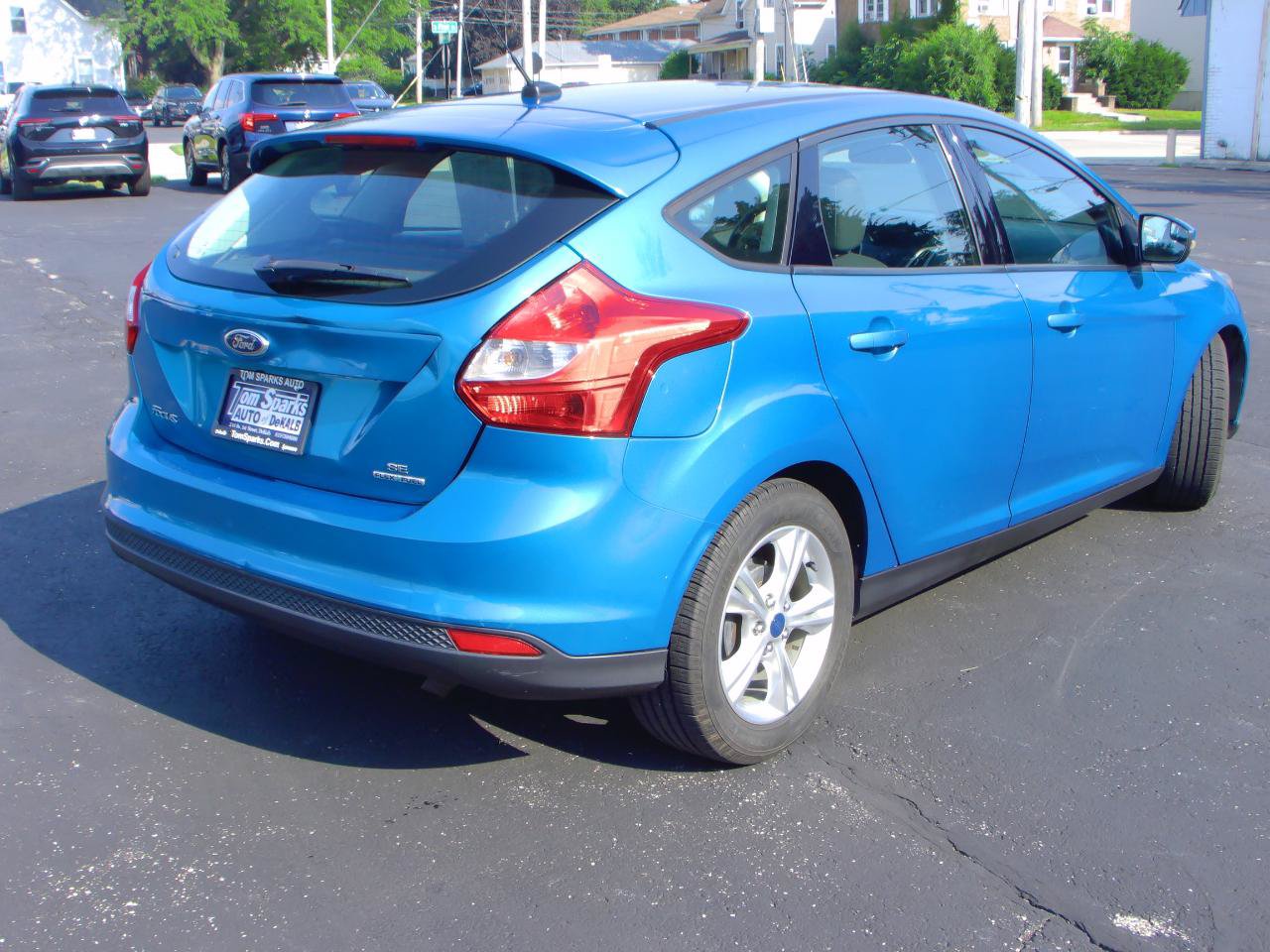 Used 2014 Ford Focus SE FWD image 2