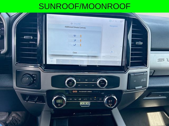 Certified 2022 Ford F350 Lariat w/ Black Appearance Package image 18