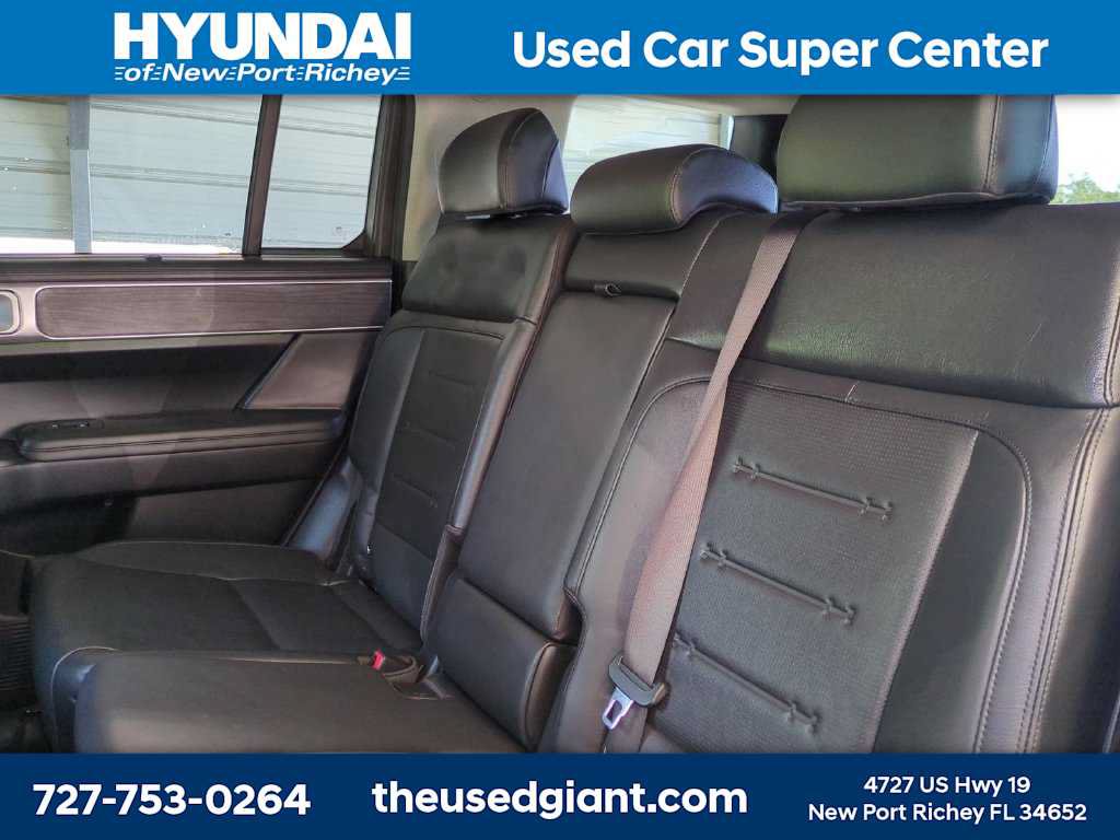 Used 2024 Hyundai Santa Fe Limited FWD image 15
