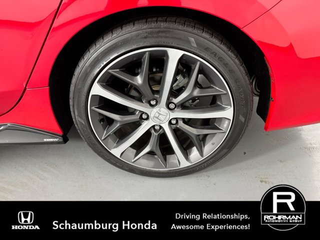 Used 2022 Honda Civic Touring image 6