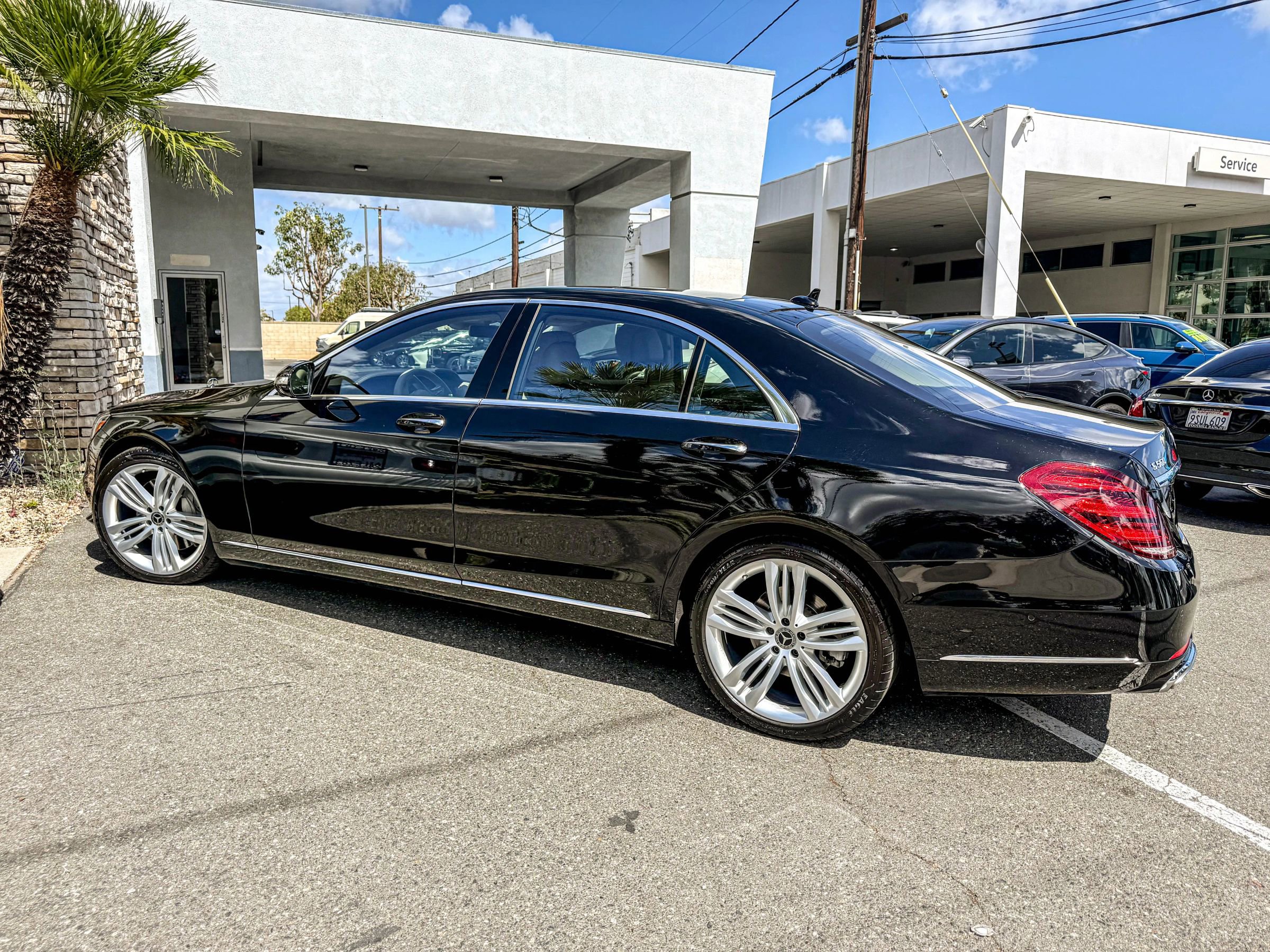 Used 2019 Mercedes-Benz S 560 Sedan image 4