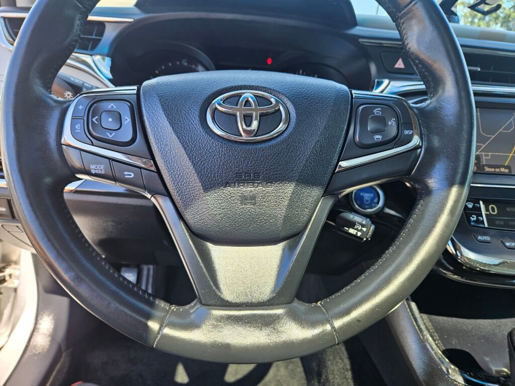 Used 2013 Toyota Avalon Limited image 19