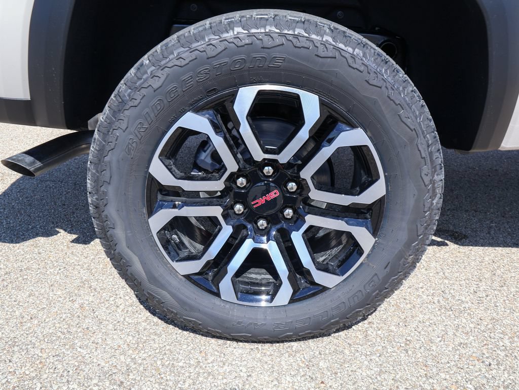 New 2026 GMC Canyon AT4 w/ Nightfall Essentials Package AWD/4WD image 30