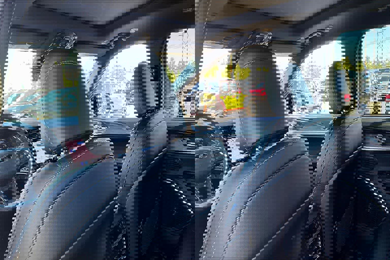 New 2025 Jeep Grand Cherokee Limited w/ Luxury Tech Group II image 12