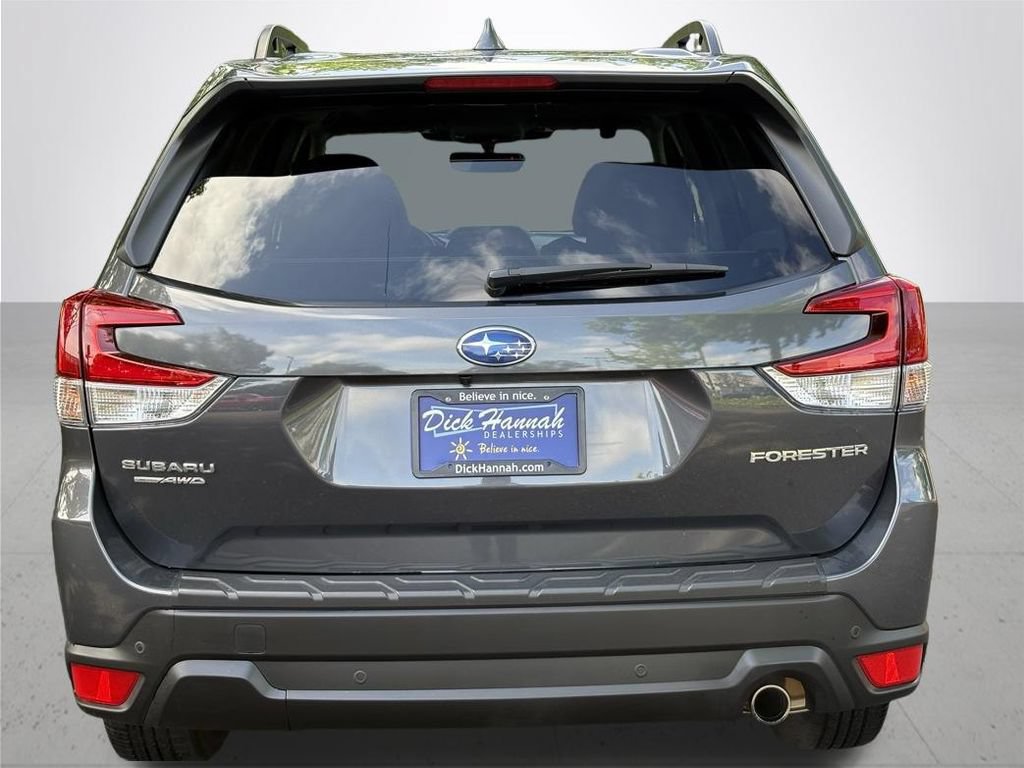 Used 2023 Subaru Forester Limited AWD/4WD image 7