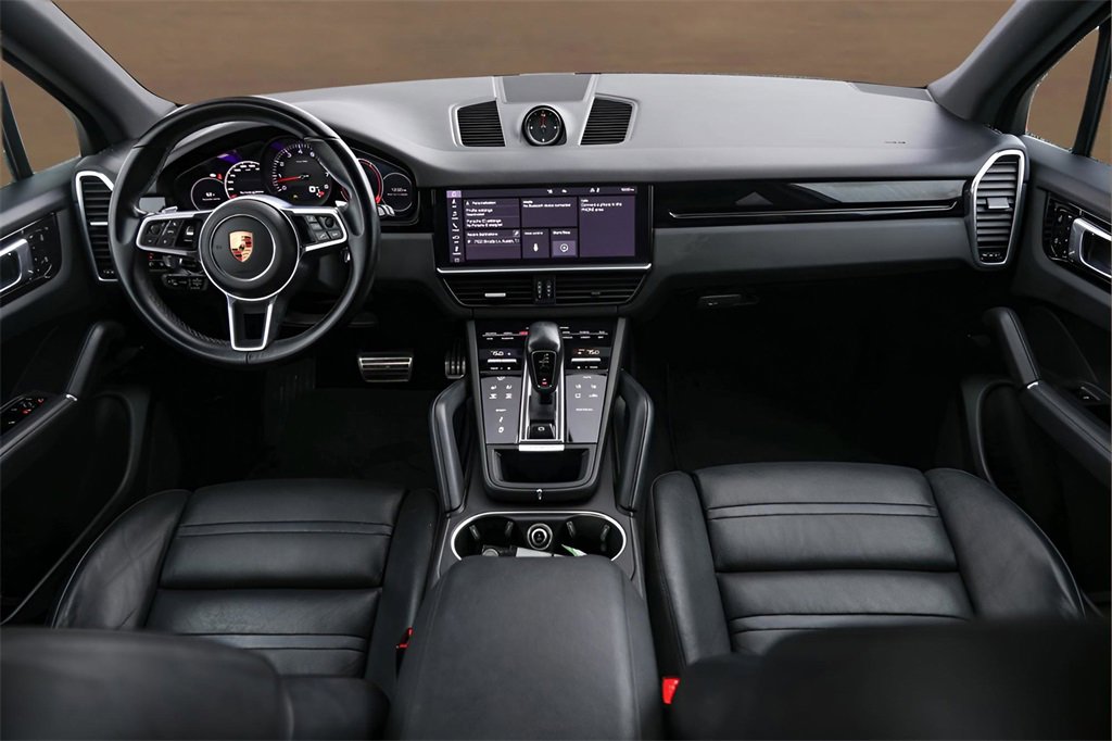 Used 2020 Porsche Cayenne S image 17