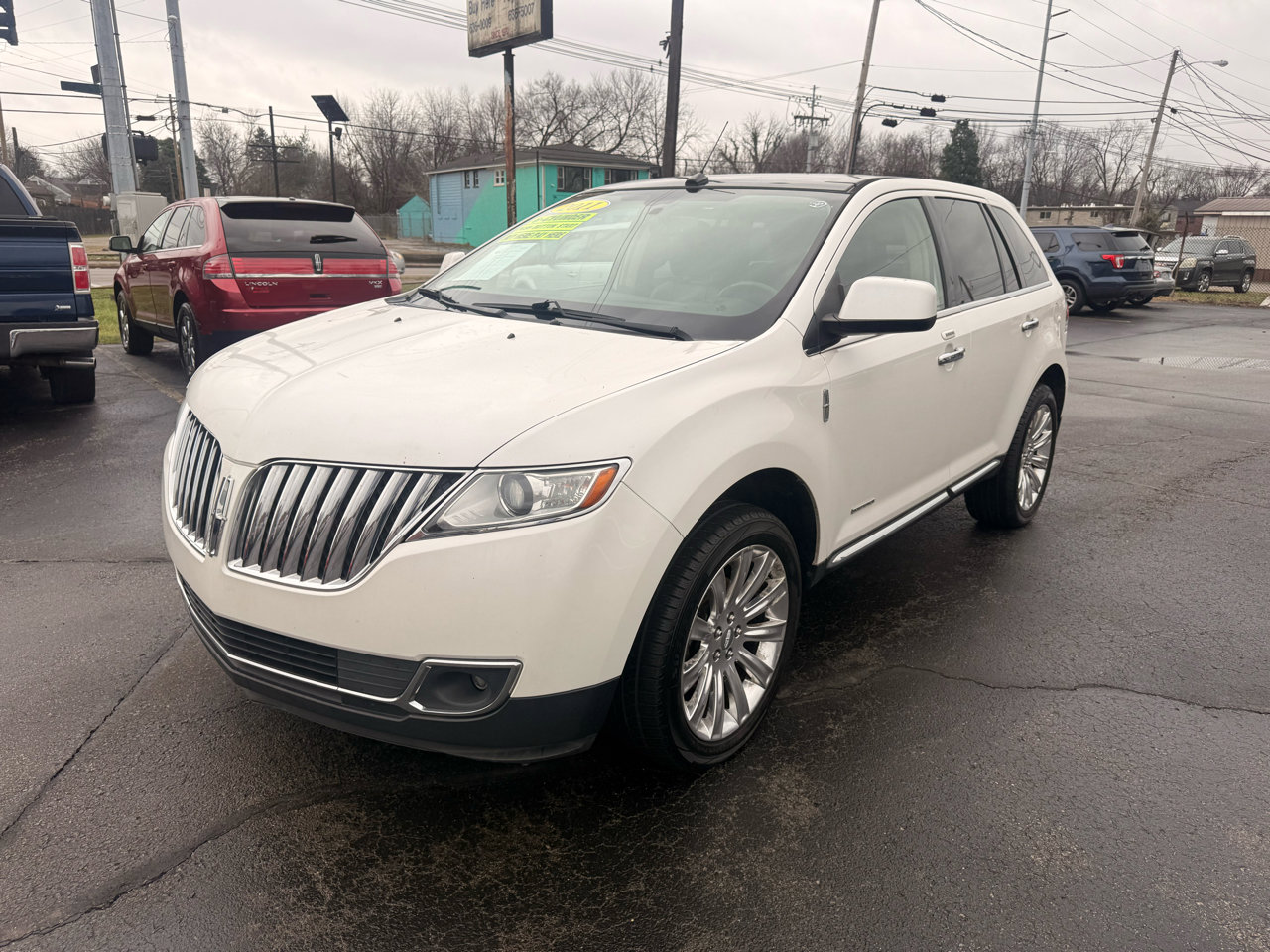 Used 2011 Lincoln MKX AWD w/ 102A Rapid Spec Order Code image 4