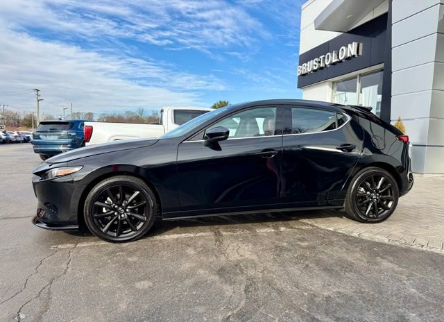 Used 2025 MAZDA MAZDA3 Hatchback w/Premium Plus Pkg image 8