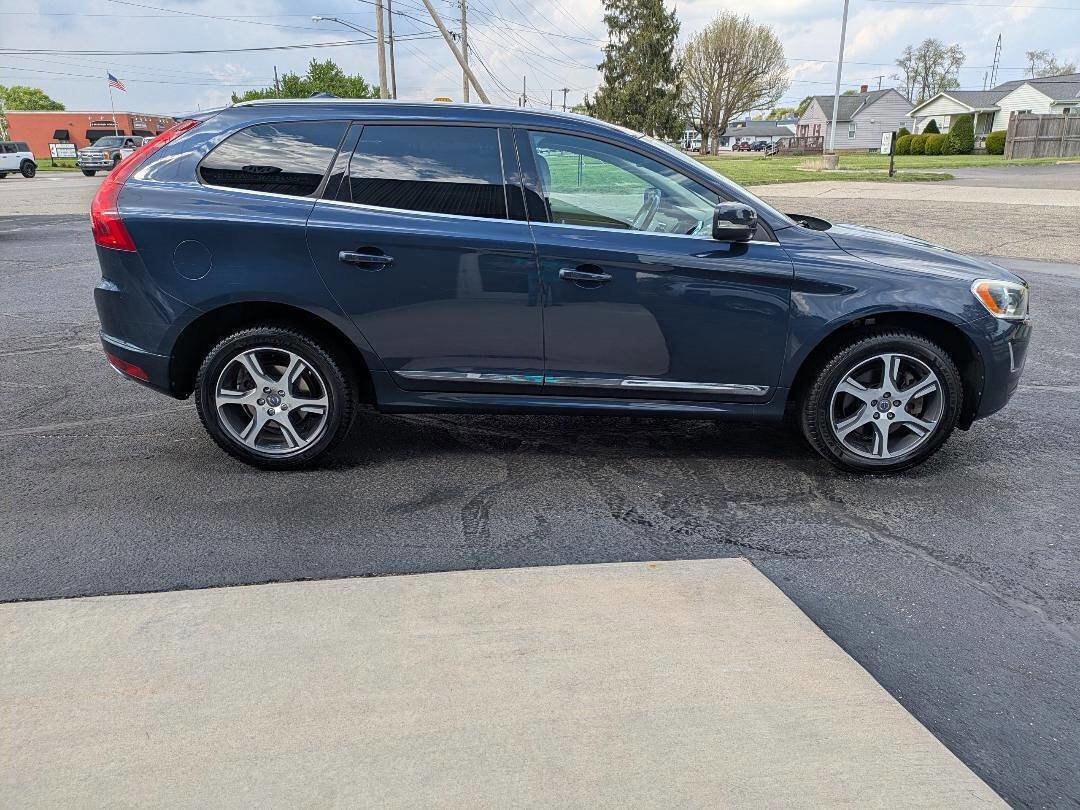 Used 2015 Volvo XC60 T6 w/ Climate Package AWD/4WD image 6