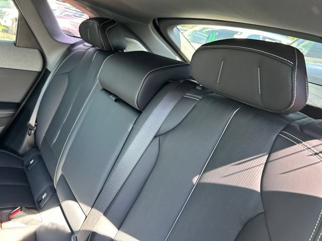 Certified 2025 Cadillac Optiq Luxury 2 w/ LPO, Floor Liner Package AWD/4WD image 11
