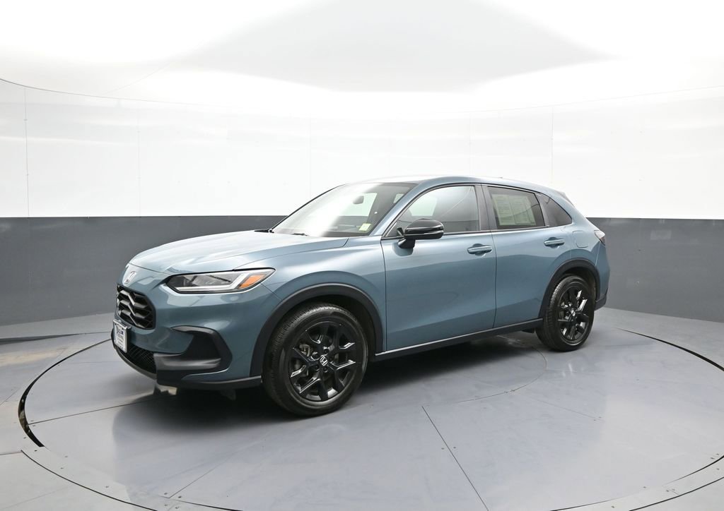 Certified 2025 Honda HR-V Sport image 10