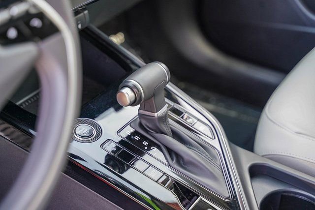 Certified 2023 Kia Niro EX Touring image 19