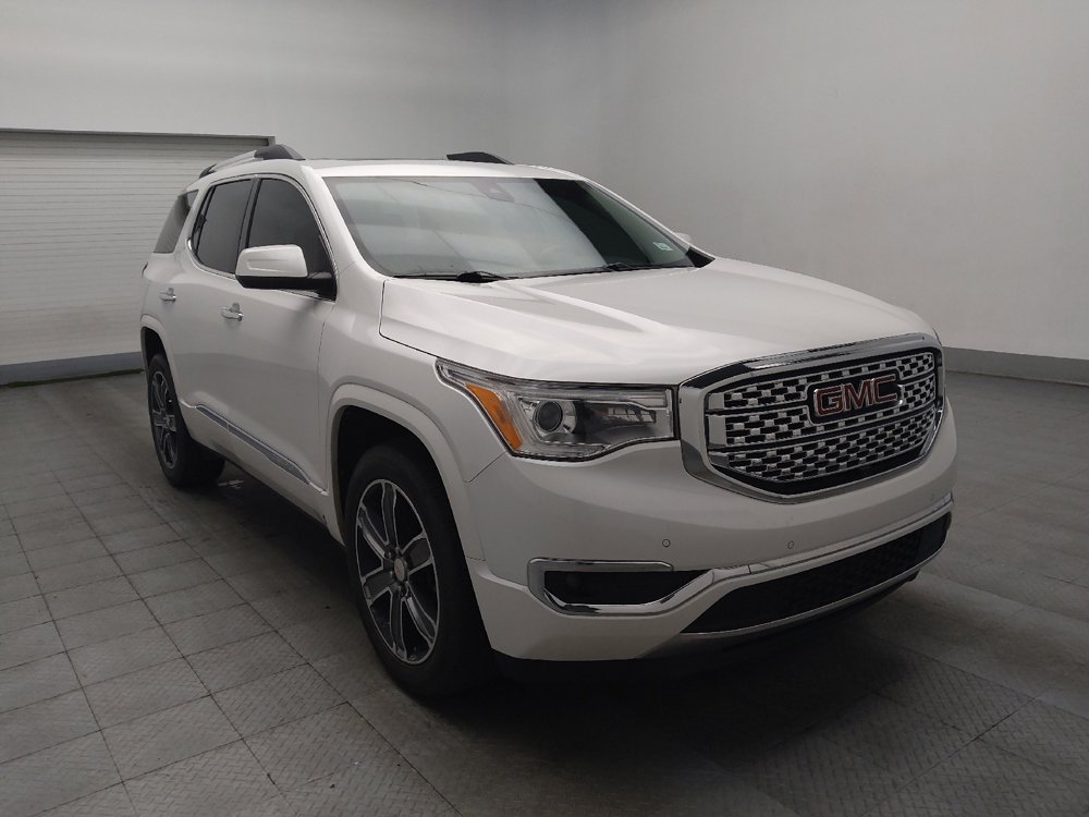 Used 2017 GMC Acadia Denali w/ Technology Package FWD image 13