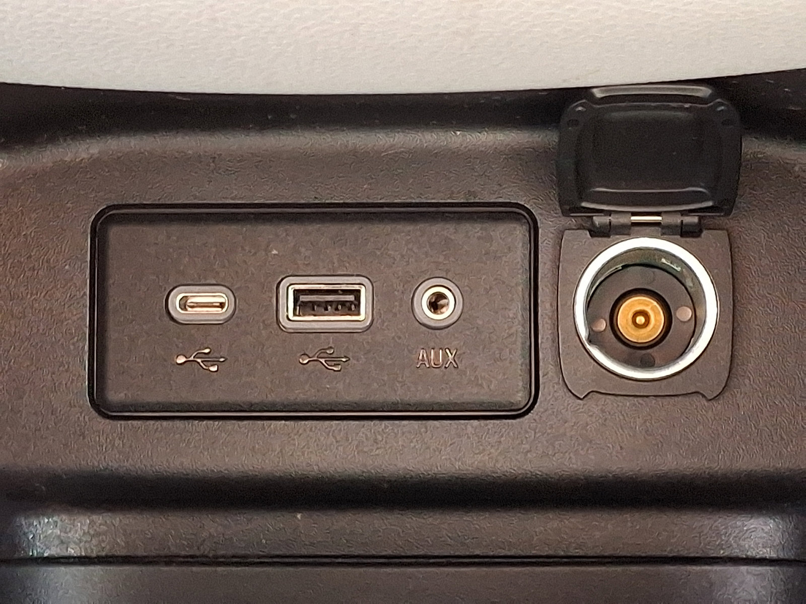 Certified 2024 Chevrolet Equinox LS image 24