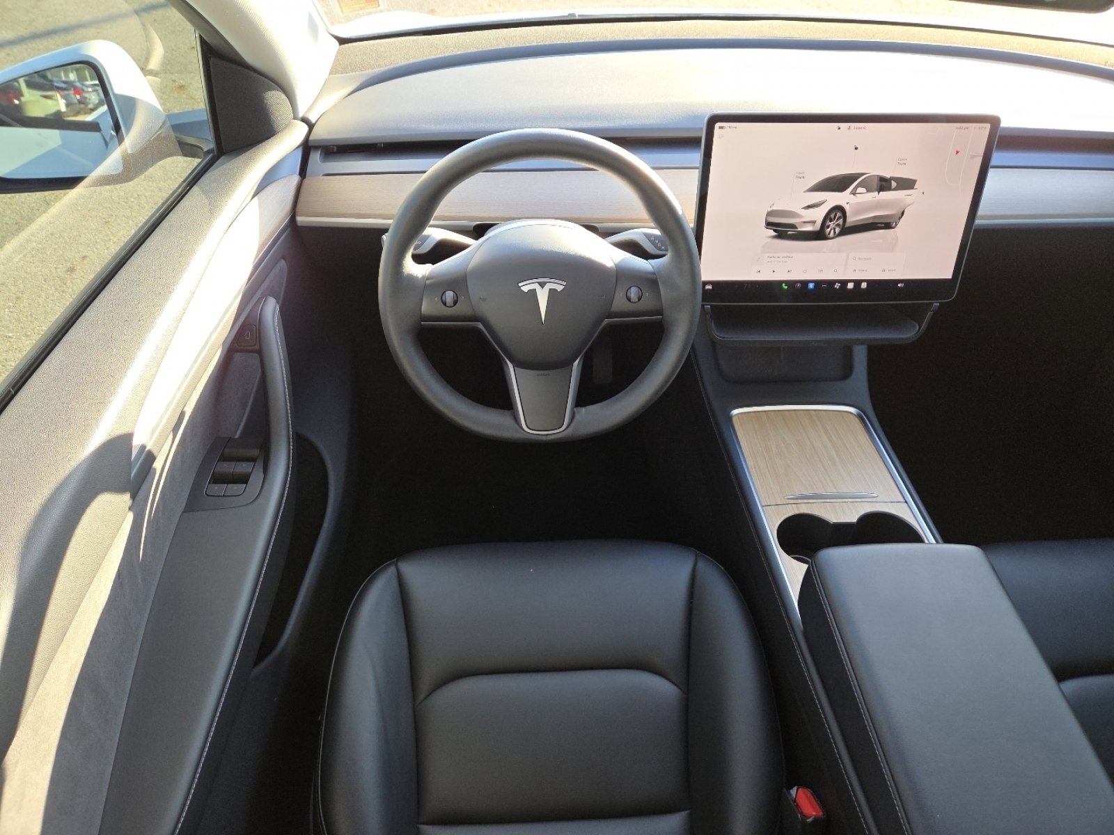 Used 2023 Tesla Model Y Long Range image 26