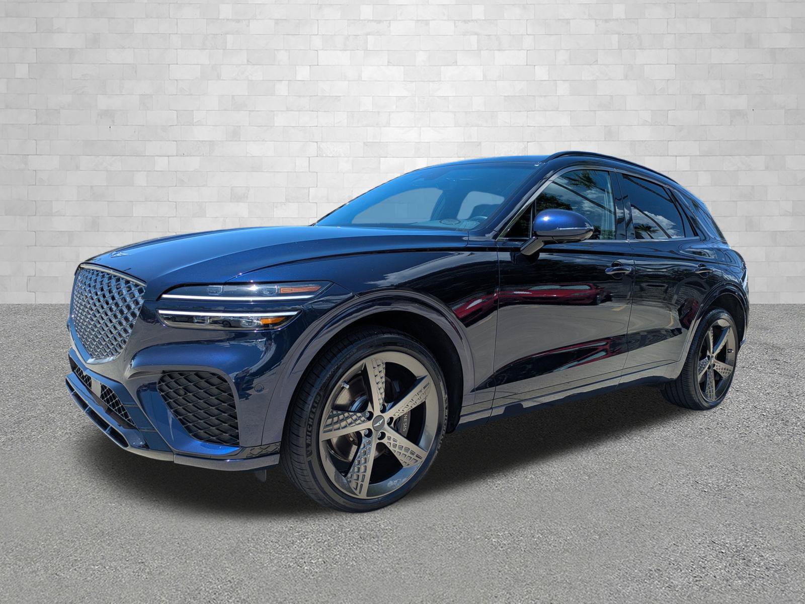 Certified 2025 Genesis GV70 3.5T Sport w/ Sport Advanced Package AWD/4WD image 5