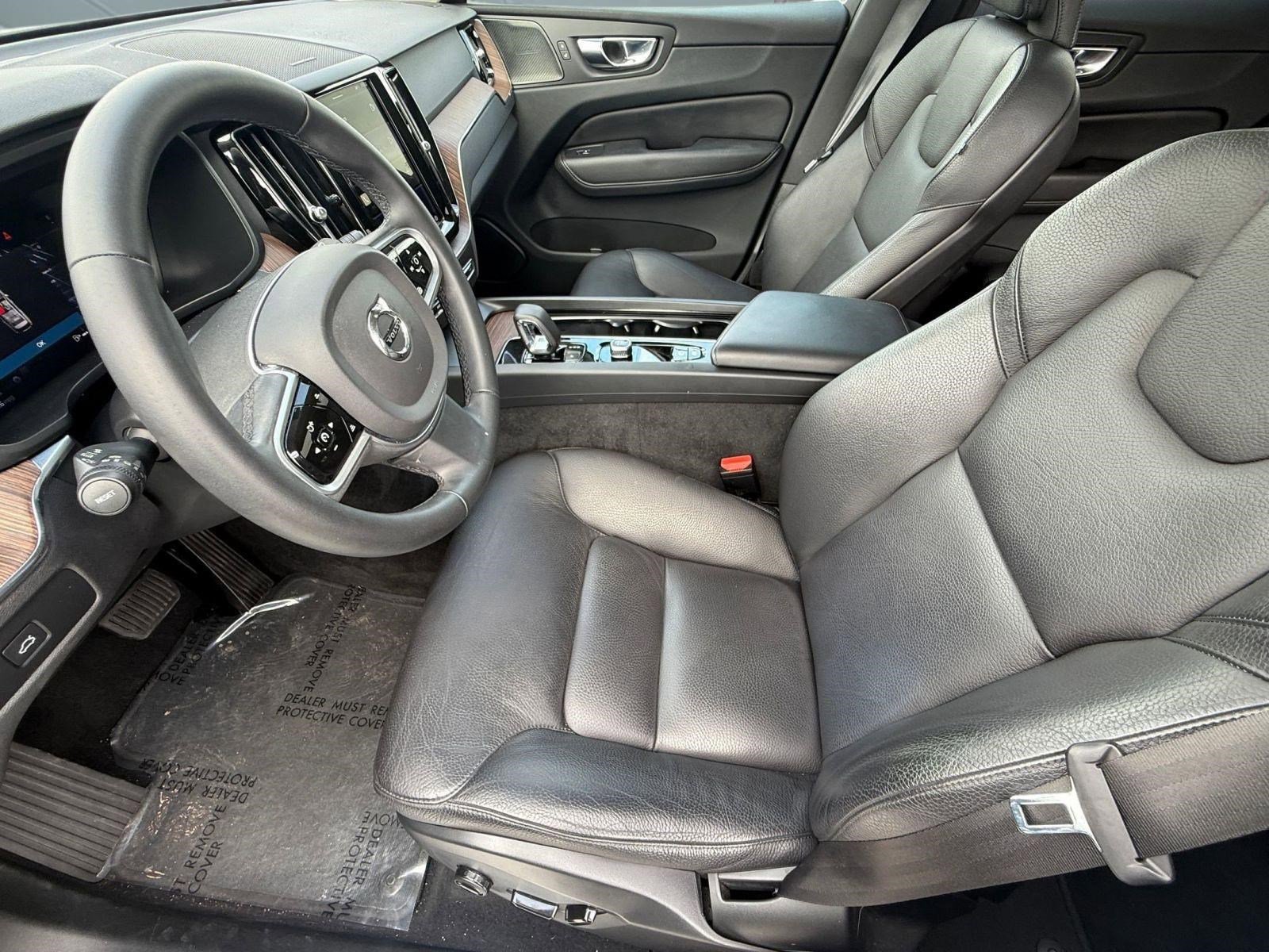 Used 2023 Volvo XC60 B5 Plus w/ Protection Package Premier image 5