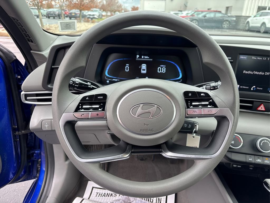 Certified 2024 Hyundai Elantra SE image 21