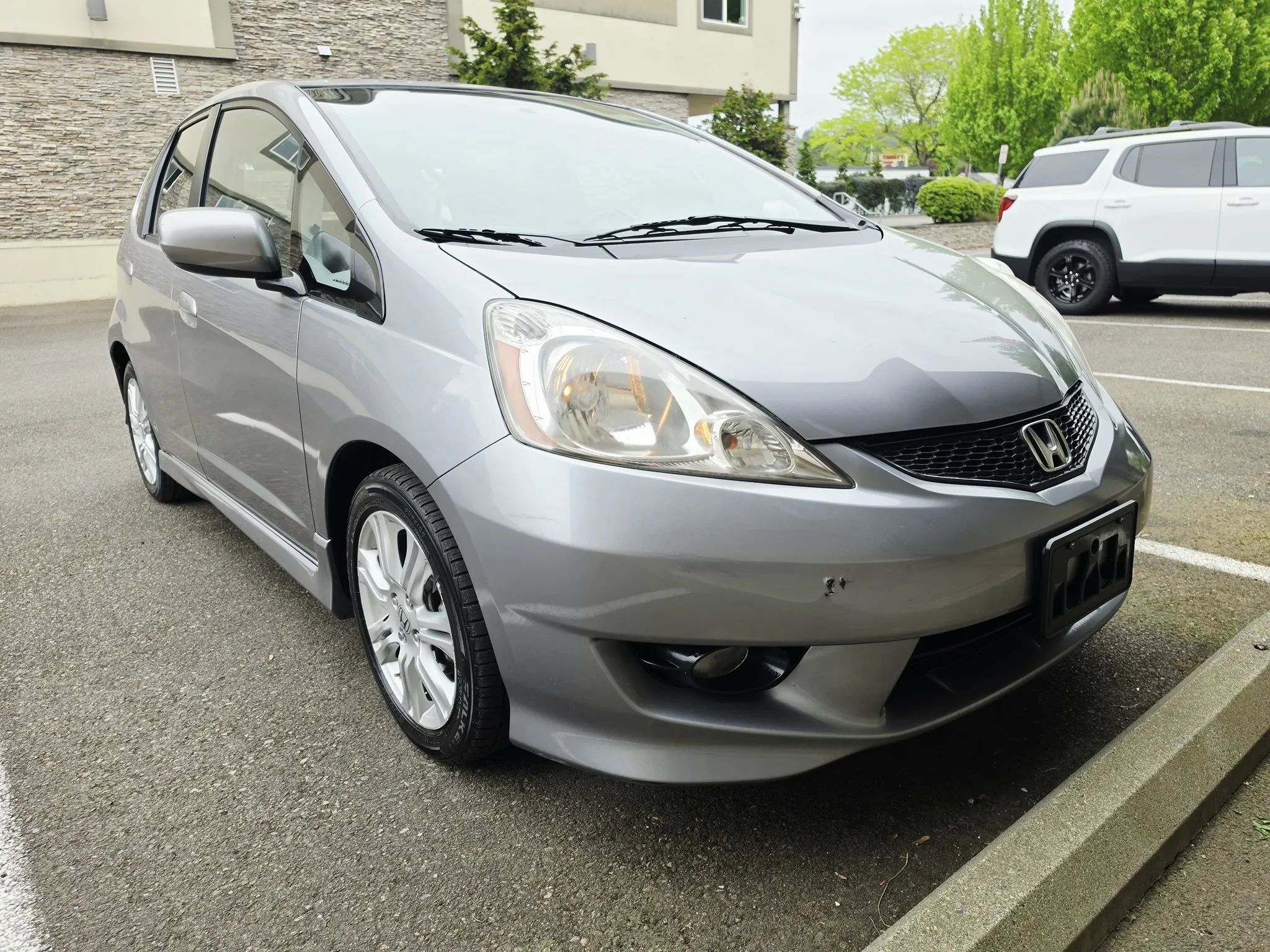 Used 2010 Honda Fit Sport image 7