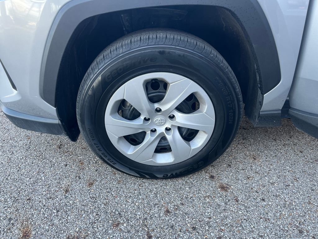 Certified 2024 Toyota RAV4 LE image 29