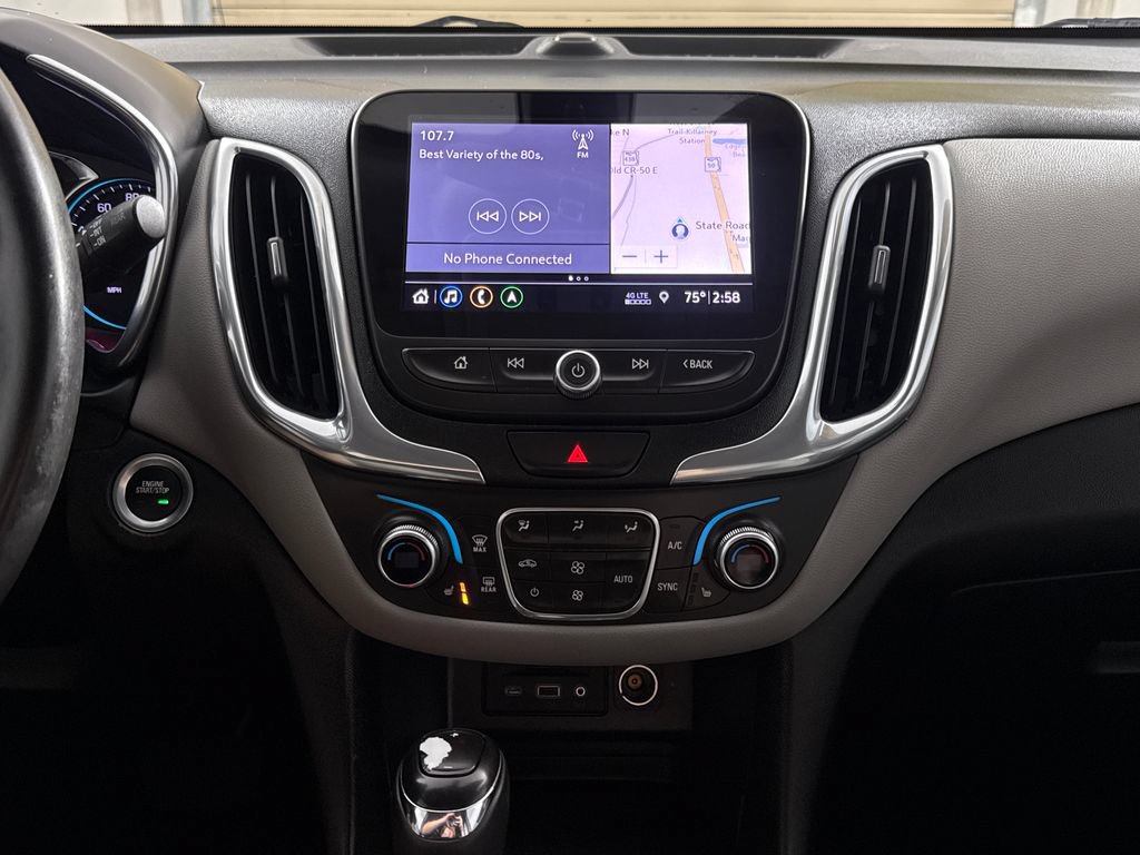 Used 2019 Chevrolet Equinox LT w/ Sun & Navigation Package FWD image 16