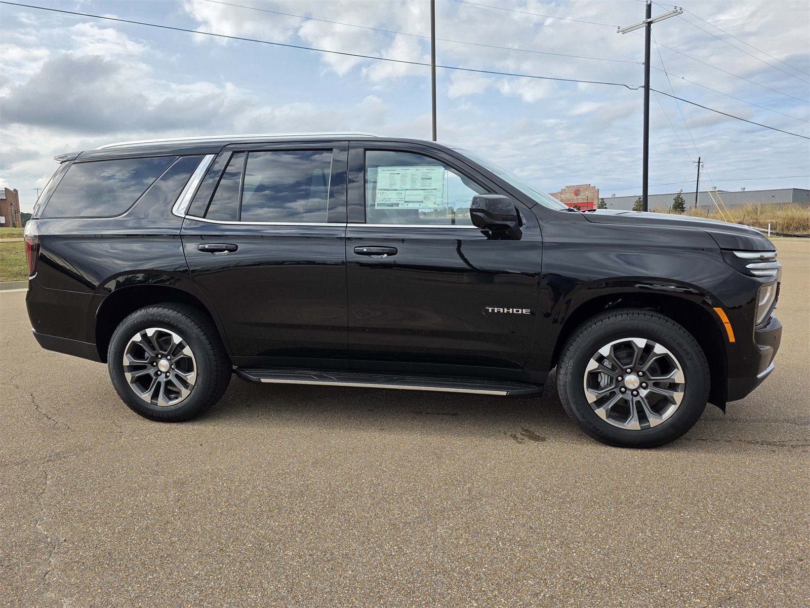 New 2026 Chevrolet Tahoe LS image 3