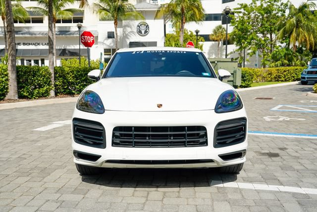 Used 2022 Porsche Cayenne GTS AWD/4WD image 4