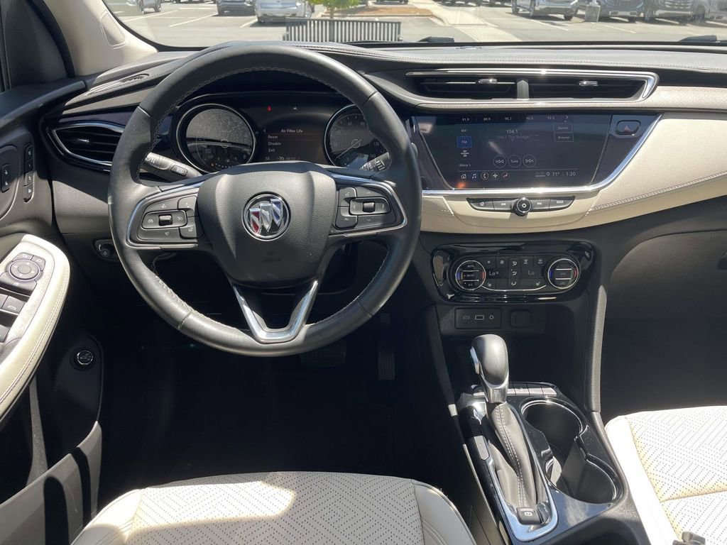 Used 2023 Buick Encore GX Essence w/ Experience Buick Package FWD image 12