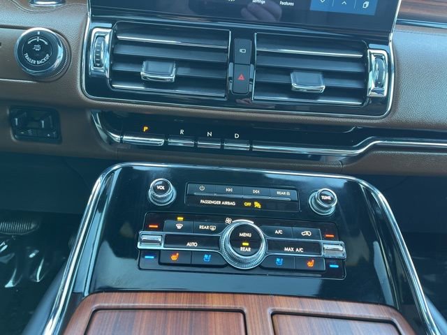 Used 2024 Lincoln Navigator L Reserve image 35
