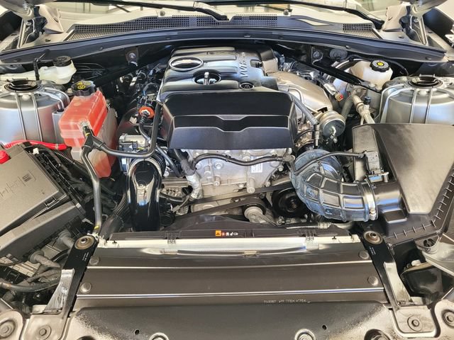 Used 2023 Chevrolet Camaro LT RWD image 34
