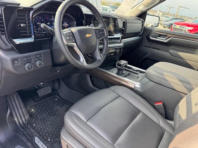 Certified 2025 Chevrolet Silverado 1500 LT w/ Z71 Off-Road Package AWD/4WD image 14
