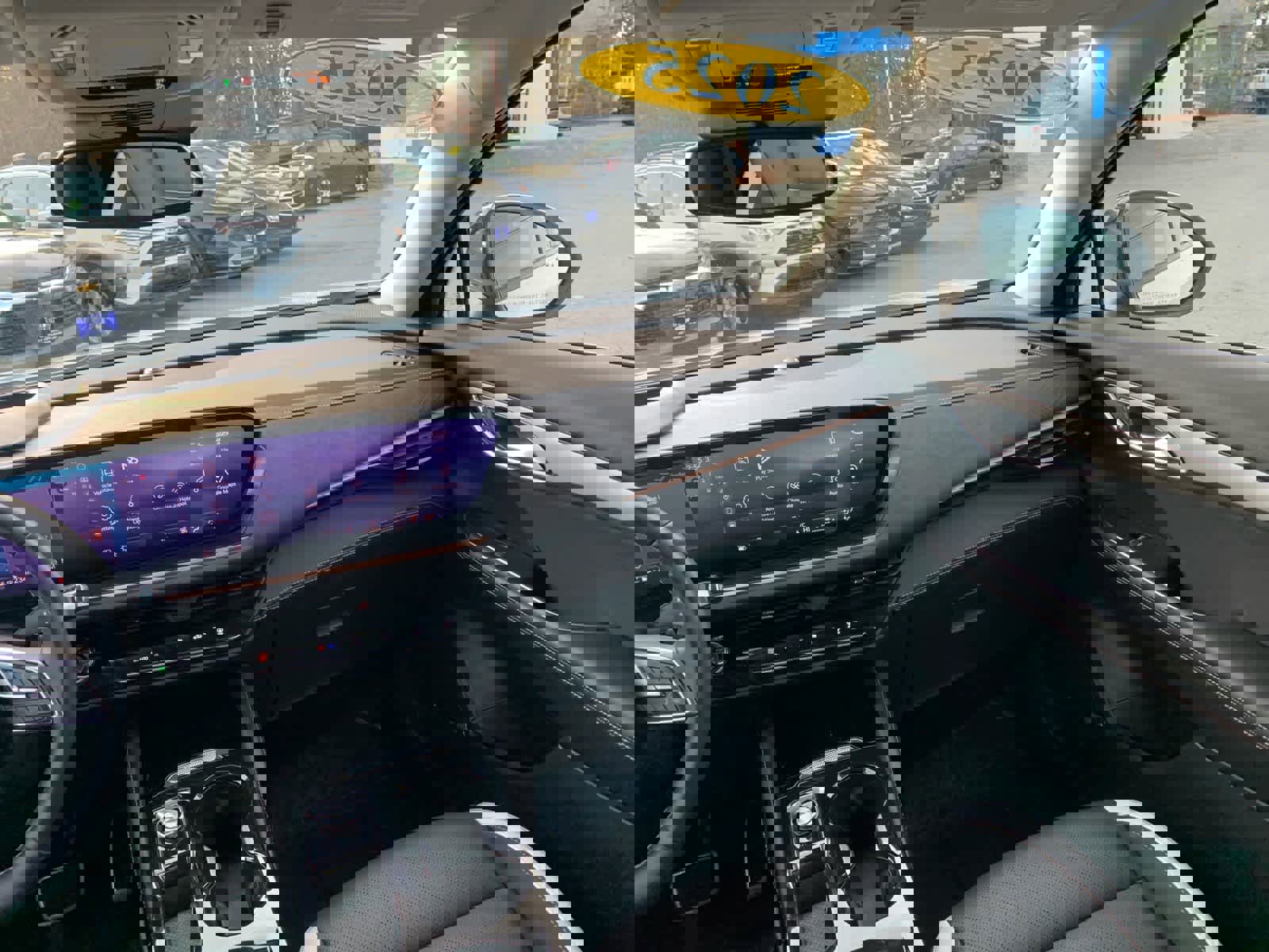 Used 2025 Buick Envision Sport Touring image 36