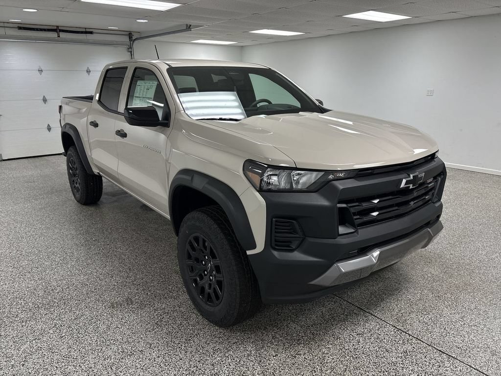New 2026 Chevrolet Colorado Trail Boss AWD/4WD image 2