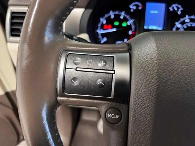Used 2017 Lexus GX 460 Premium w/ Premium Package AWD/4WD image 24